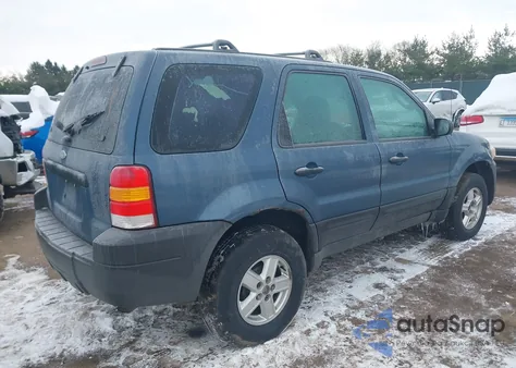 2005 Ford Escape Xls из США, поврежденный, VIN 1FMYU02ZX5DA06077